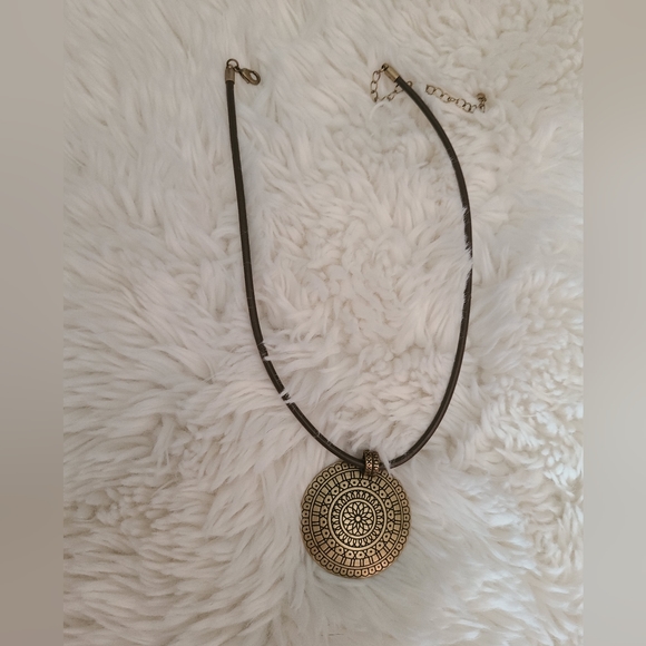 Necklaces - Picture 2 of 3